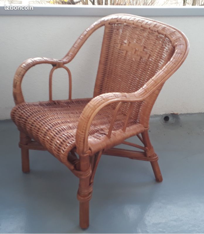 Fauteuil enfant en rotin verni (image 5)