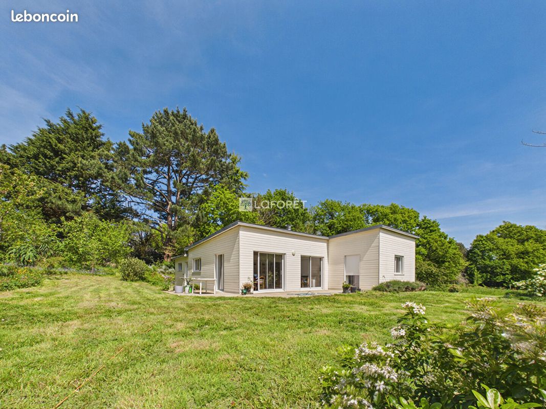 Maison 4 pièces 99 m² · à Tréogat · 99 m² · 317 700 €