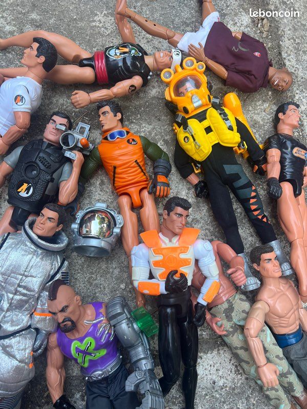 Action man (image 1)