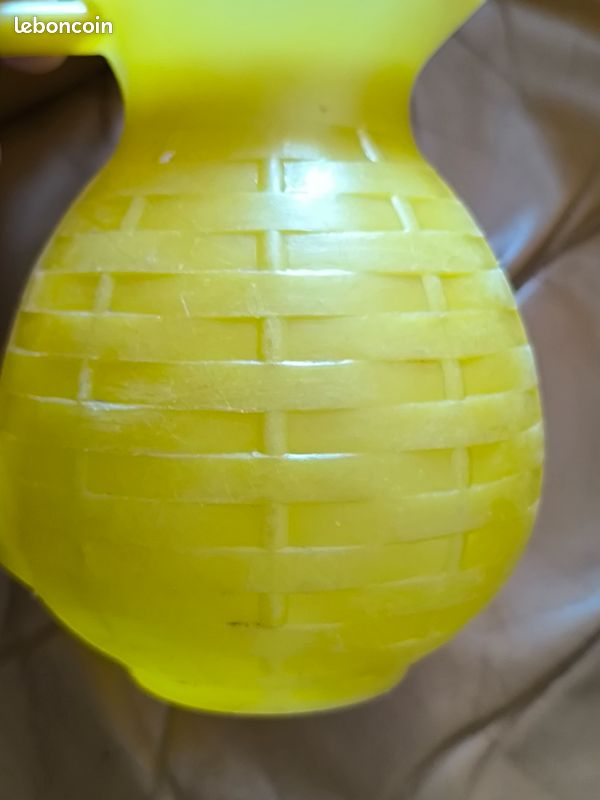 Carafe a eau vintage en plastique (image 10)