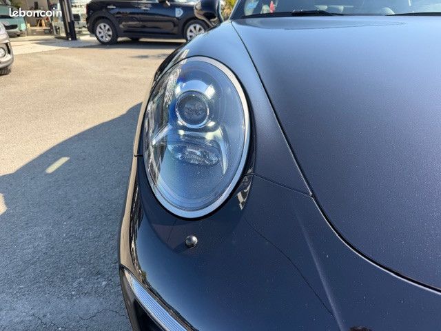 Porsche 911 Carrera 4 GTS PDK,LIFT,SIEGES CHAUFFANTS, CAMERA DE RECUL, TOE ETC... (image 9)