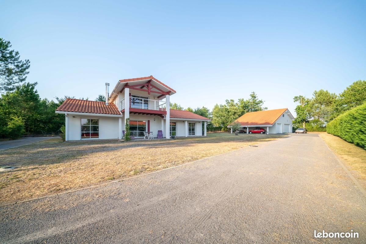 Maison 4 pièces 160 m² · à Biscarrosse · 160 m² · 749 000 €