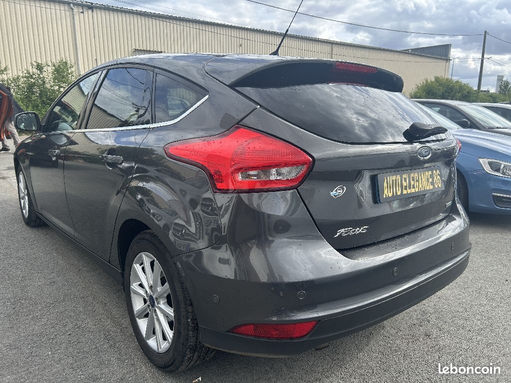 Ford Focus 1.0 EcoBoost 100 SetS 99g Trend (image 4)