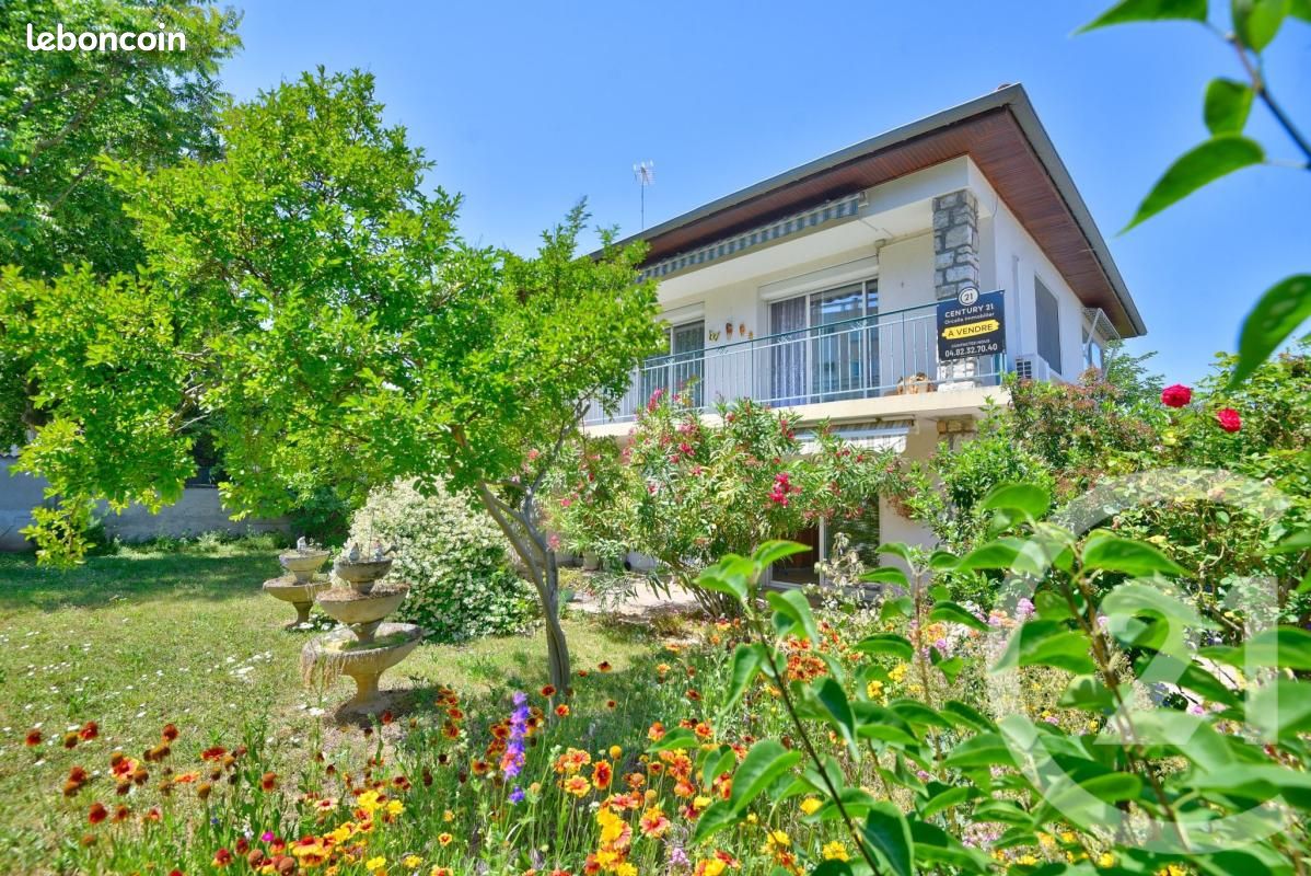 Maison 6 pièces 155 m² · à Romans-sur-Isère · 155 m² · 239 000 €