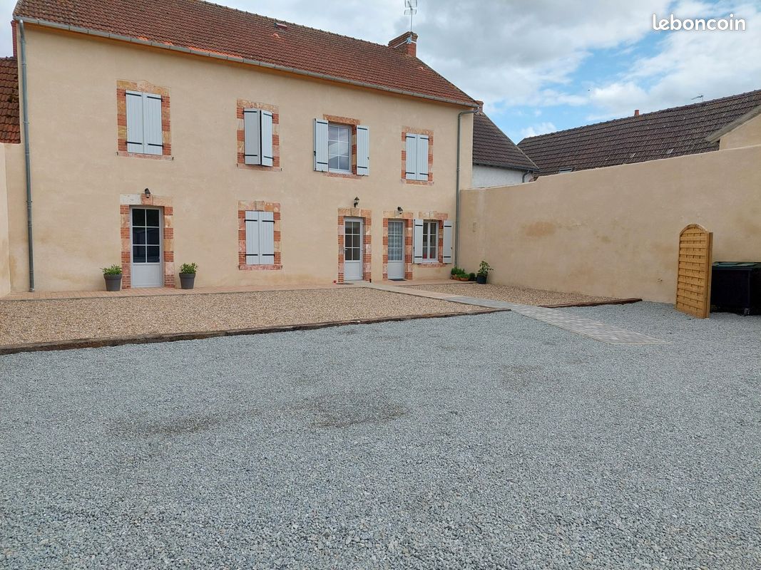 Appartement 3 pièces 59 m² · à Épineuil-le-Fleuriel · 59 m² · 562 €/mois