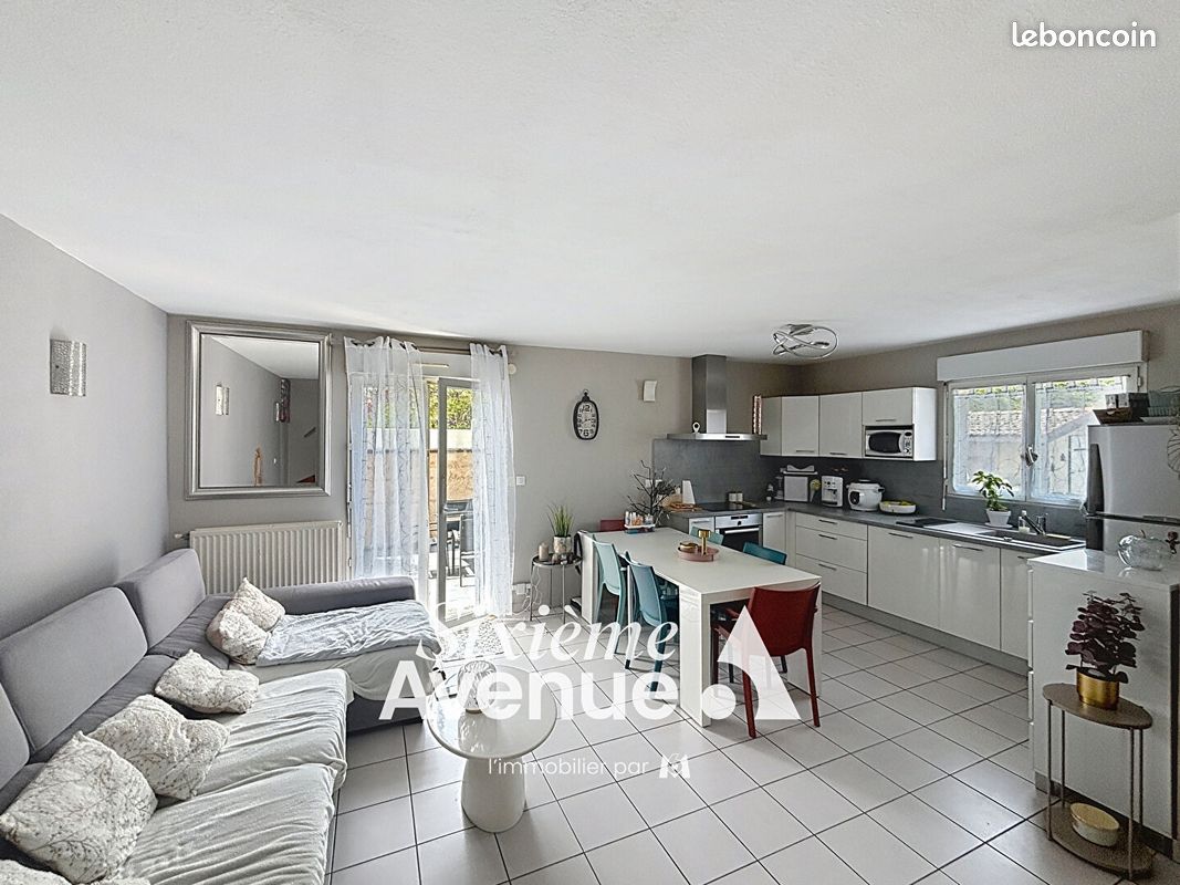 Maison 4 pièces 93 m² · à Genas · 93 m² · 299 000 €