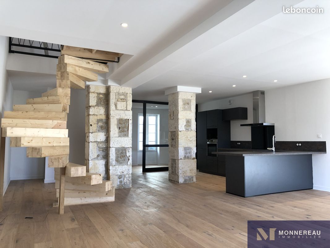 Maison 5 pièces 160 m² · à Barbezieux-Saint-Hilaire · 160 m² · 282 960 €