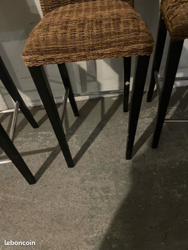 Chaise haute à remettre en état (image 2)