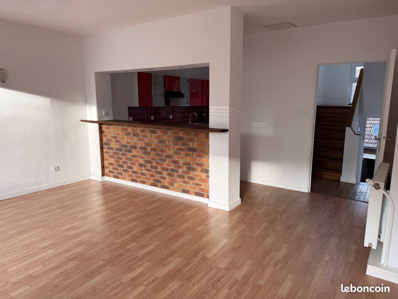 Maison 4 pièces 100 m² · à Breteuil · 100 m² · 850 €/mois
