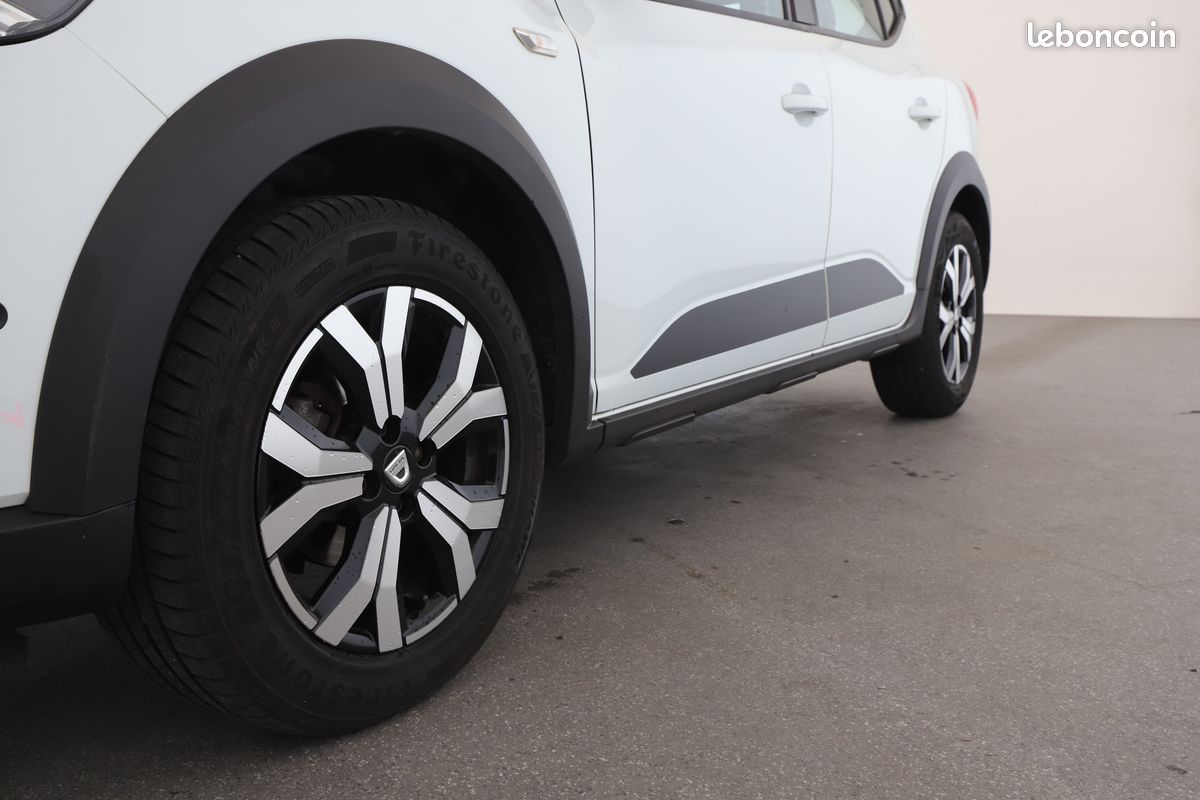 Dacia Sandero III Stepway 1.0 TCe Confort 91 ch (image 24)