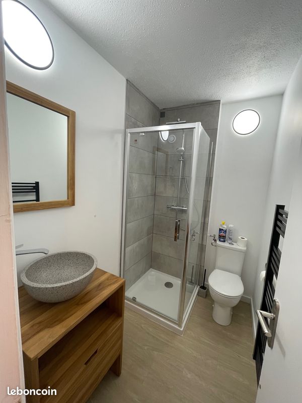Mazet cosy climatisé - Capacité 10 personnes - Piscine en copropriété, terrasses & jardin - Plage accessible à pied - Ville Sainte-Maxime (image 14)