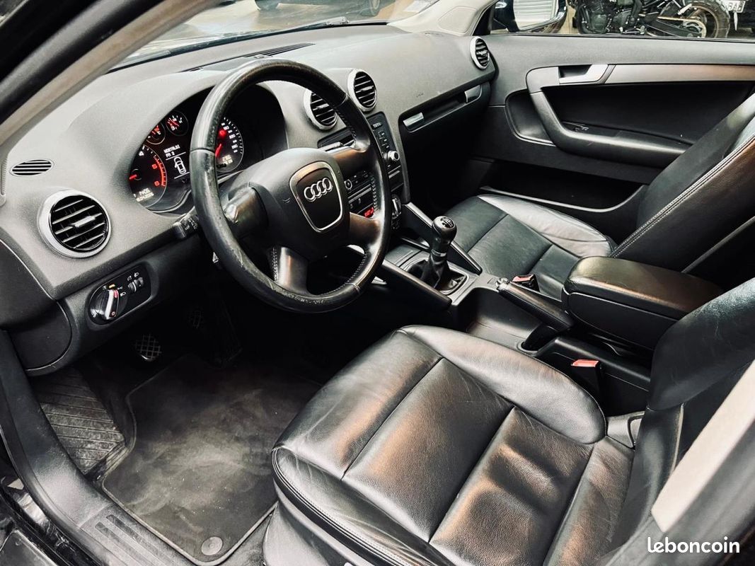 AUDI A3 SportBack 1.6TDI 105CH Ambition Luxe - GARANTIE 12 MOIS (image 9)