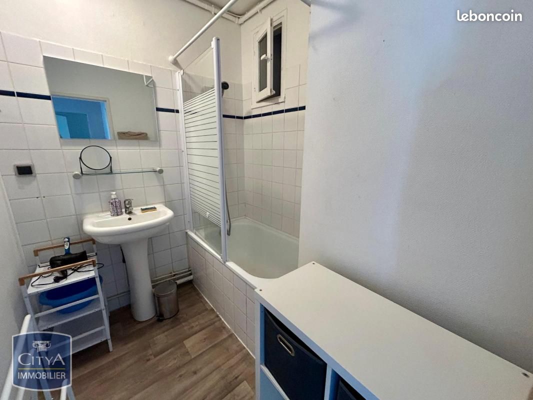 Appartement a louer mont-saint-aignan - 4 pièce(s) - 73 m2 - Surfyn