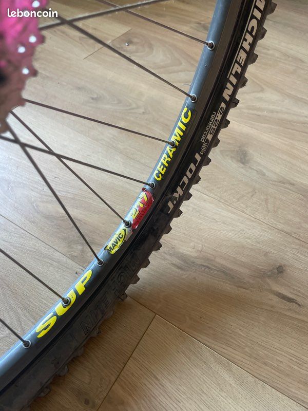 Paire de cercles VTT 26 Mavic 217 Sup Ceramic - Équipements vélos