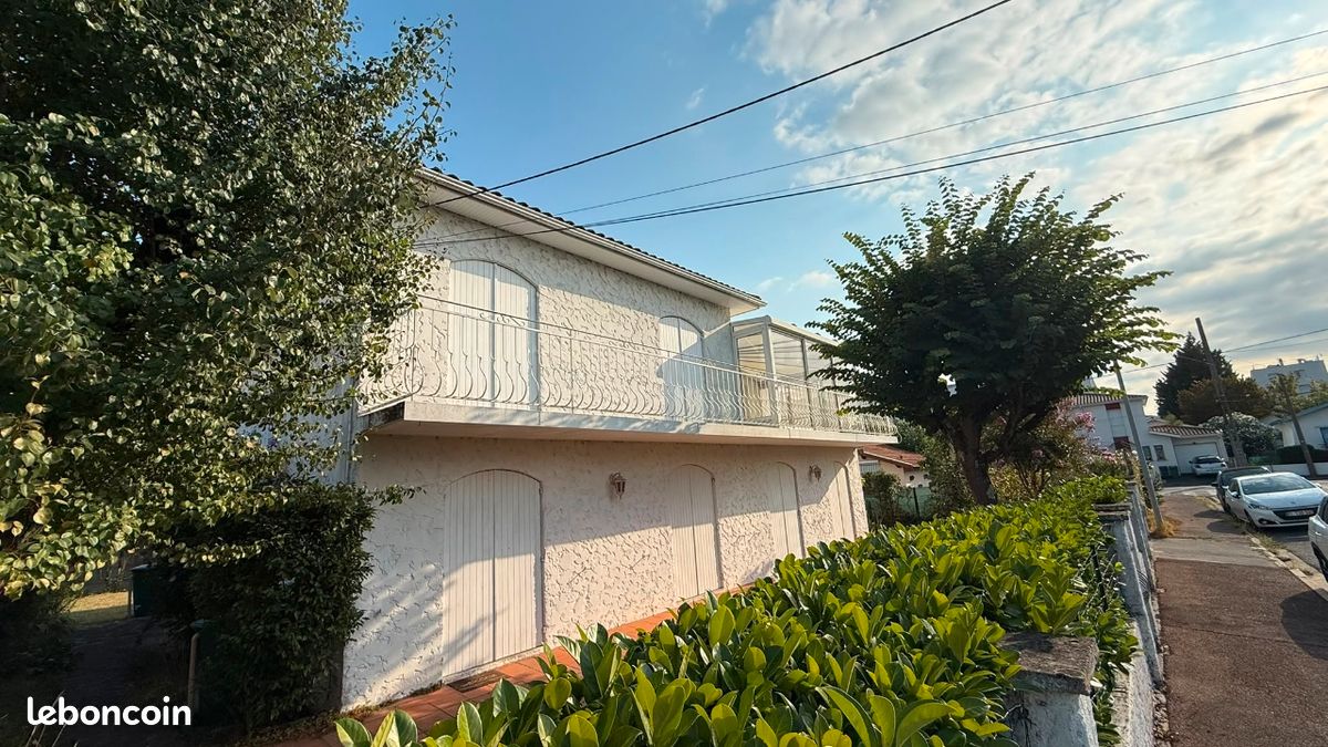 Maison 7 pièces 190 m² · à Villenave-d'Ornon · 190 m² · 465 000 €