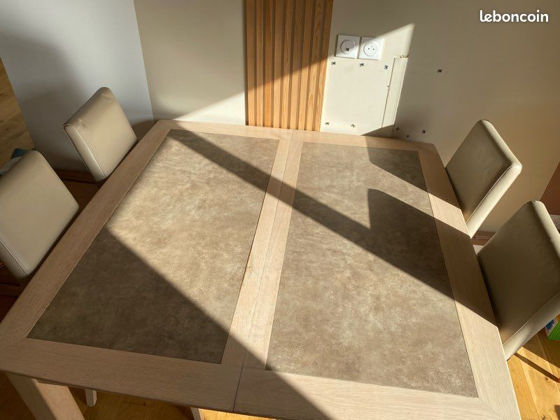 Salle à manger table ( avec rallonge ) et 4 chaises (image 2)