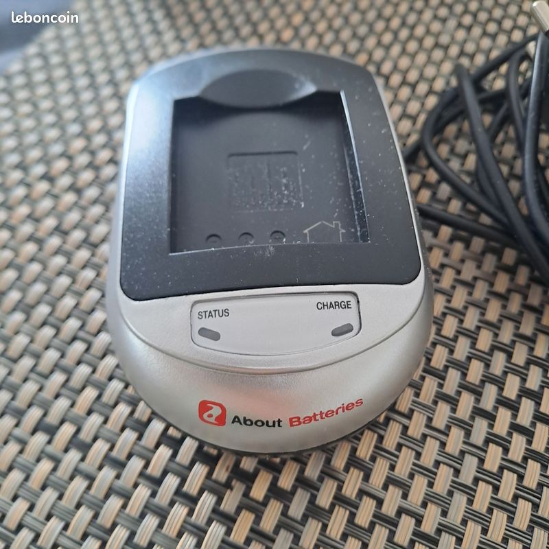 Chargeur nomade universel (image 3)