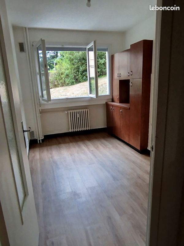 Appartement 2 pièces 46 m² · à Saint-Étienne · 46 m² · 500 €