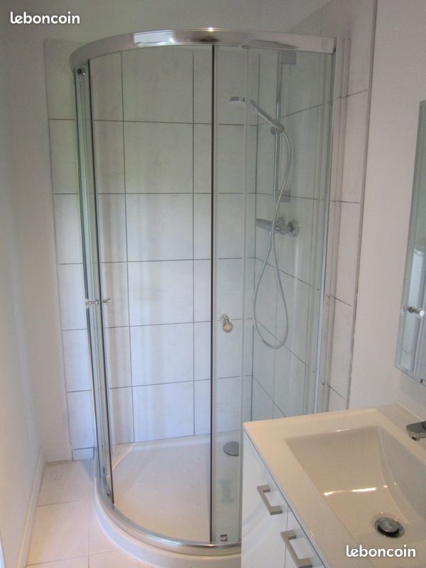 Appartement 1 pièce 27 m² · à Vénissieux · 27 m² · 675 €/mois