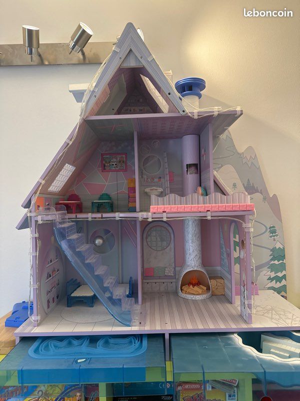 Chalet poupées LOL (image 1)