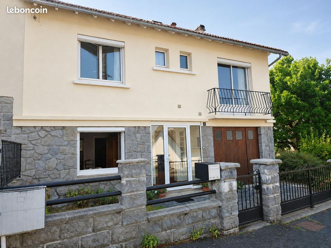 Maison 4 pièces 86 m² · à Aurillac · 86 m² · 159 000 €