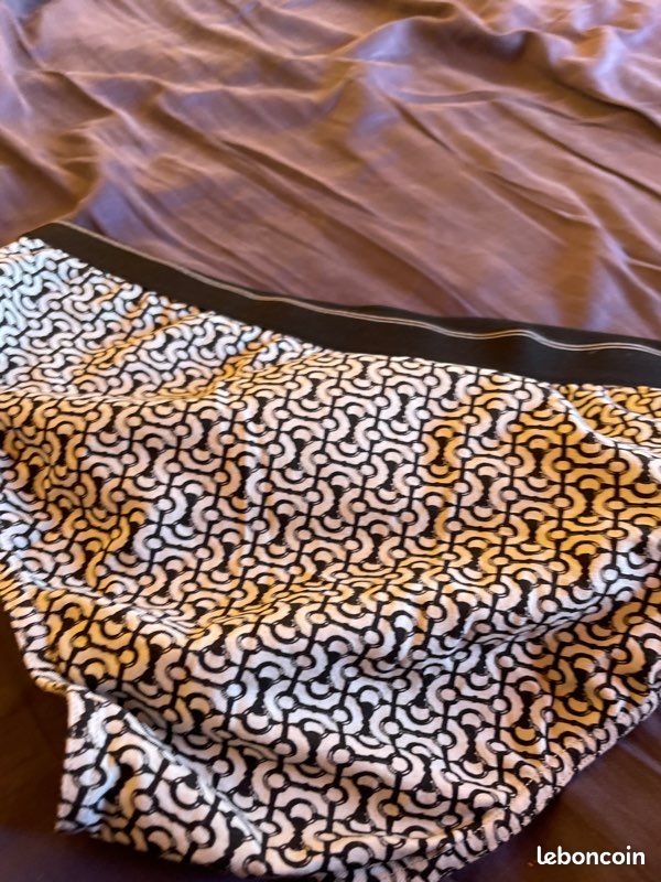 Slip (image 2)