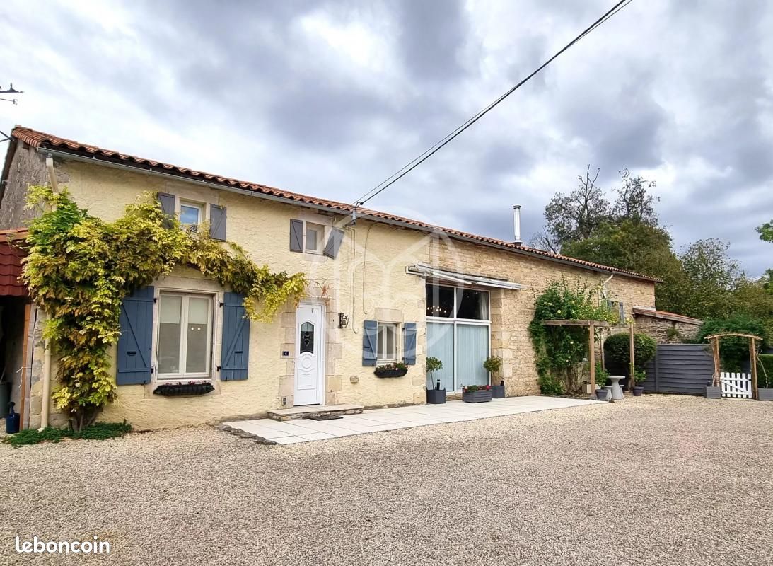 Ferme 150 m² Chaunay - Chaunay 86510 (image 2)
