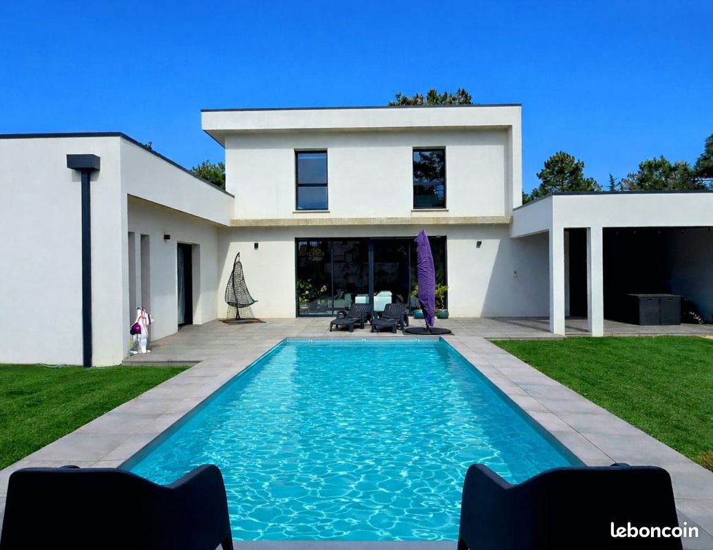 Maison 6 pièces 145 m² · à Saint-Jean-de-Monts · 145 m² · 599 000 €