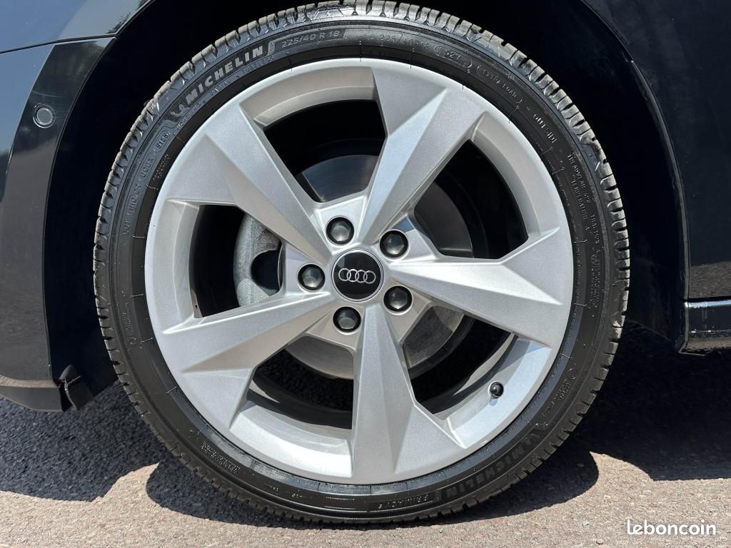 AUDI A3 Sportback 2.0 35 TDI 150 S-Tronic 7 Design luxe (image 5)