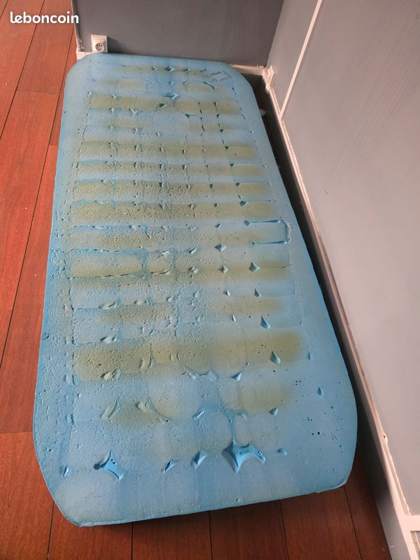 Matelas médical 190×90 (image 1)
