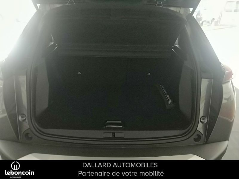 Peugeot 2008 1.2 PureTech 130ch S&S Allure (image 6)
