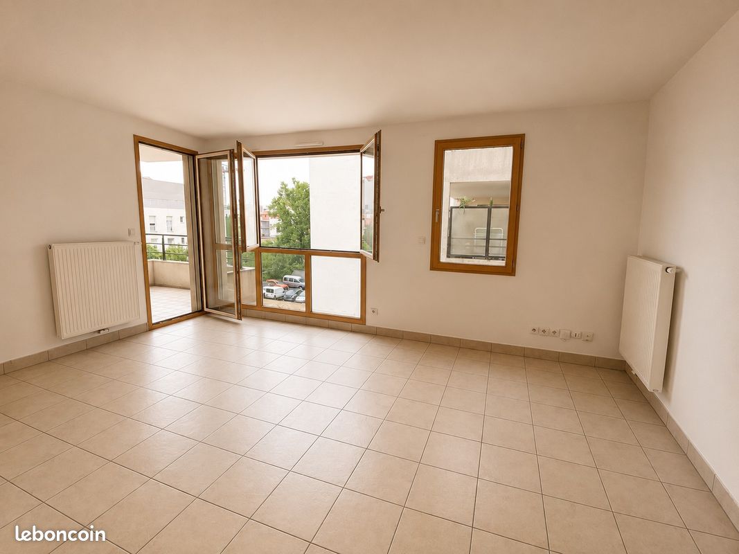 Appartement 3 pièces 66 m² · à Villeurbanne · 66 m² · 940 €