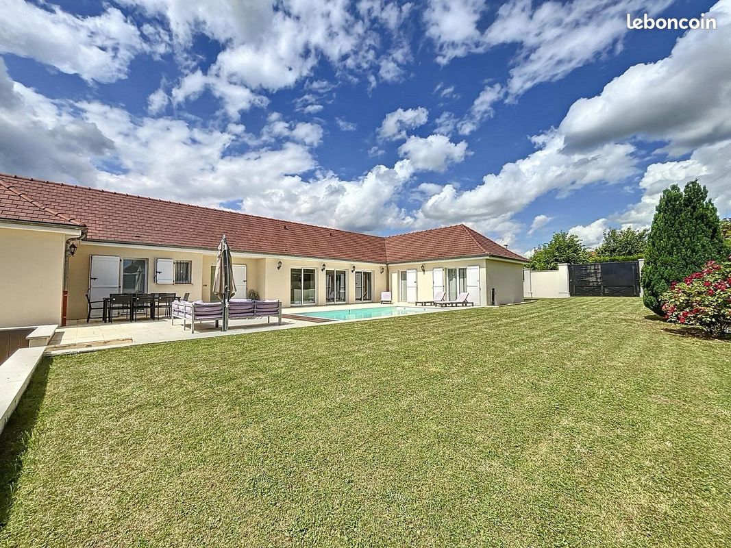 Maison 7 pièces 182 m² · à Villacerf · 182 m² · 440 000 €