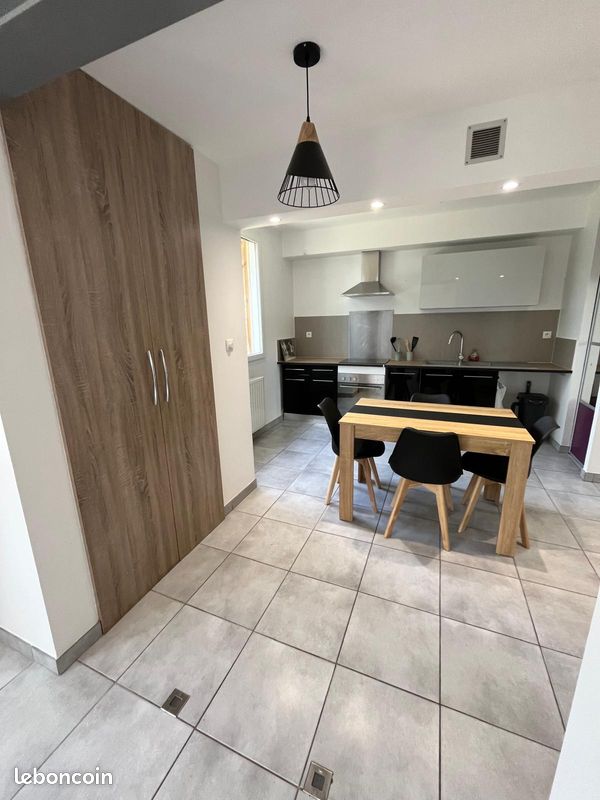 Appartement 2 pièces 50 m² · à Saint-Vallier · 50 m² · 600 €
