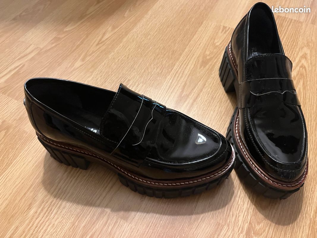 Mocassins Vernis Noir marque Requins (image 3)