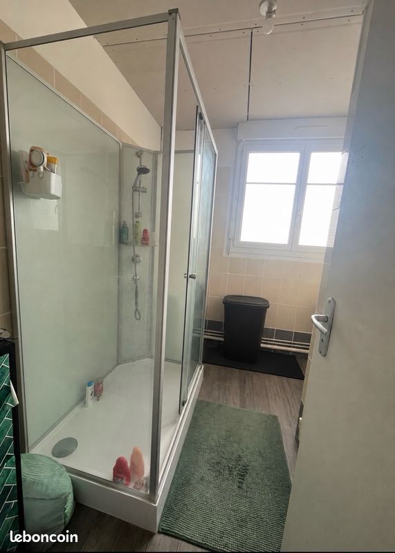 Loue appartement (image 1)