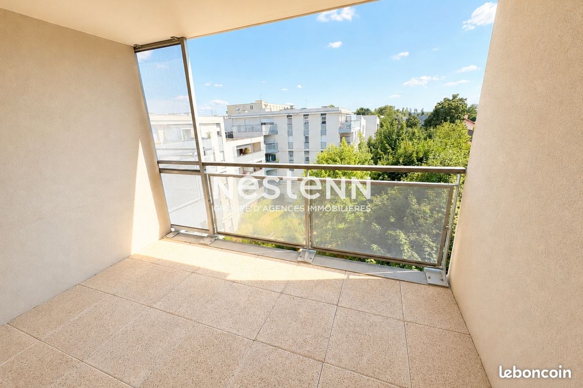 Appartement 3 pièces 57 m² · à Vénissieux · 57 m² · 170 000 €