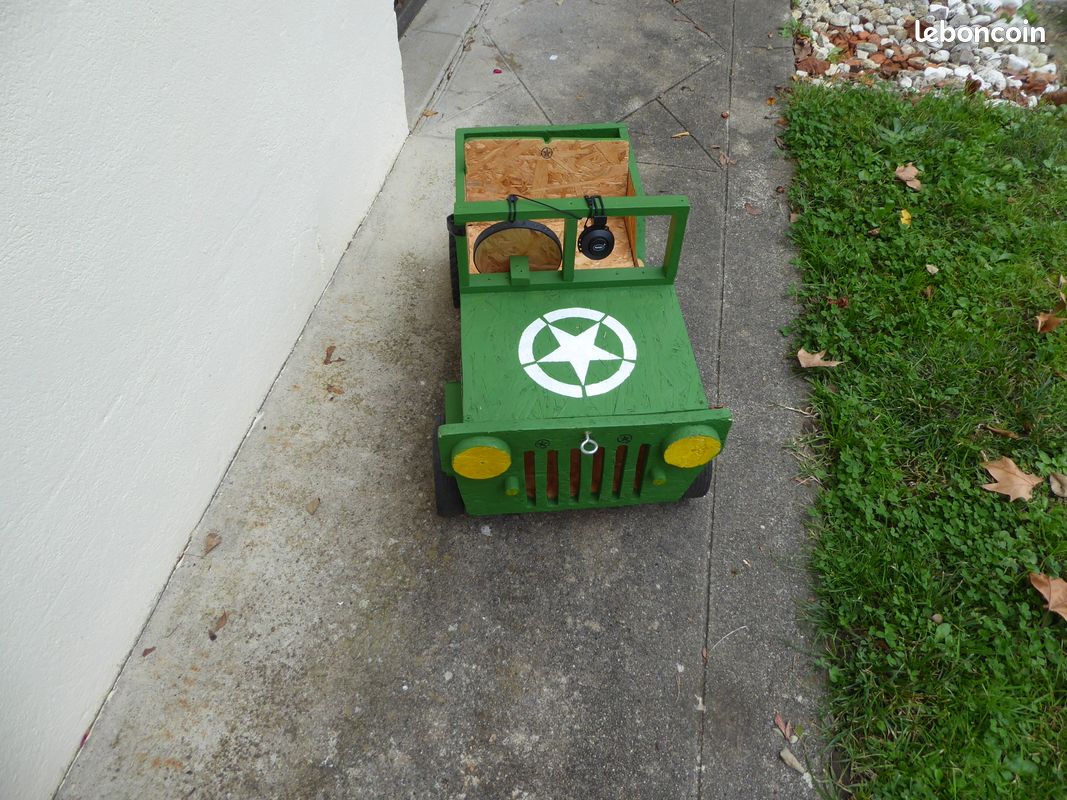 Voiture jouet sans pédales style jeep D Day pour enfant (image 7)