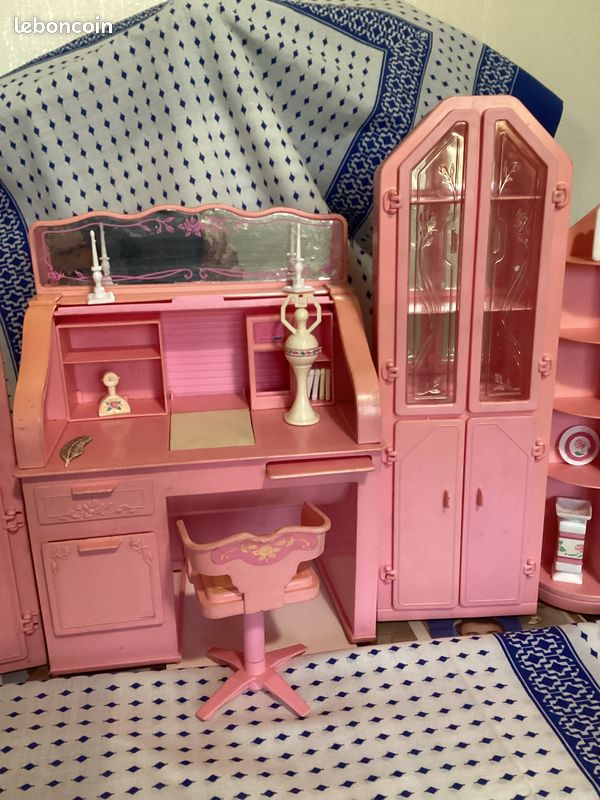 Ensemble mobilier Barbie vintage (image 1)