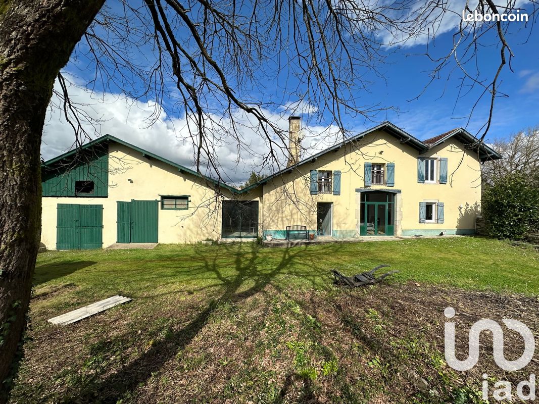 Propriété 6 pièces 300 m² - Oeyregave 40300 (image principale 0)