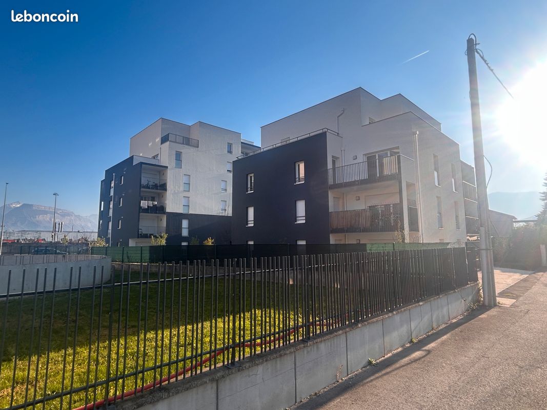Appartement 3 pièces 65 m² · à Échirolles · 65 m² · 155 000 €