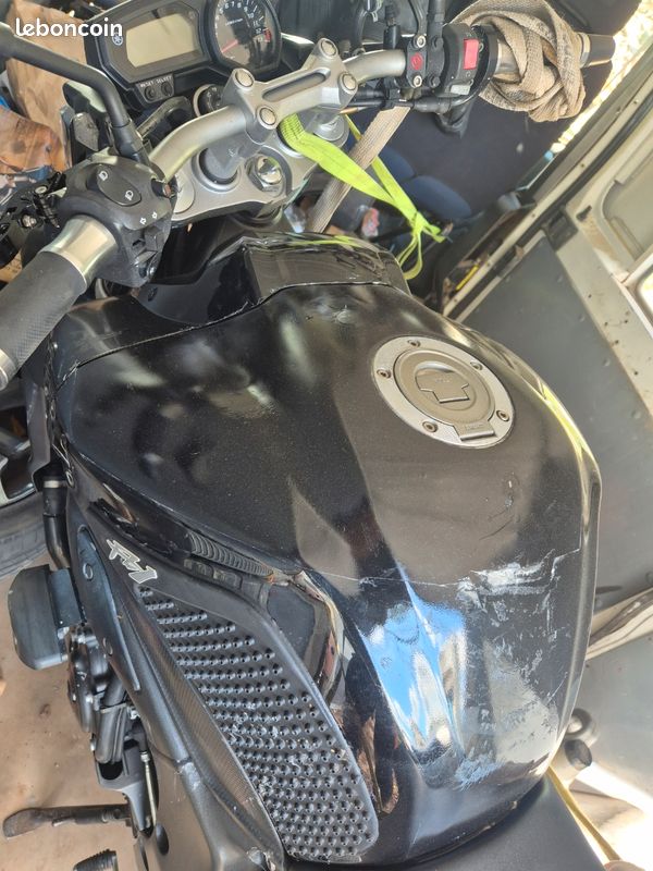 Yamaha fz1 (image 1)