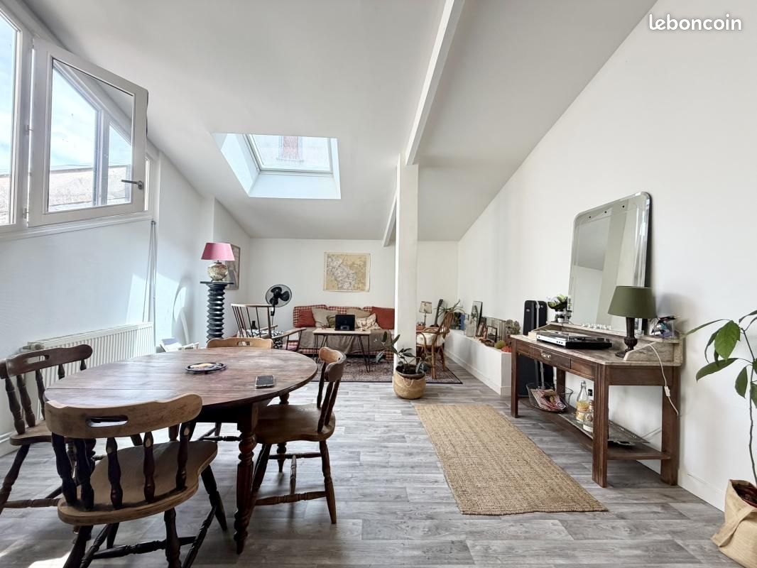 Appartement 3 pièces 85 m² · à Limoges · 85 m² · 650 €