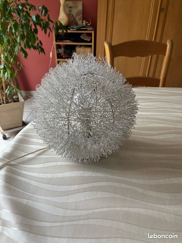 Lampe à poser (image 1)