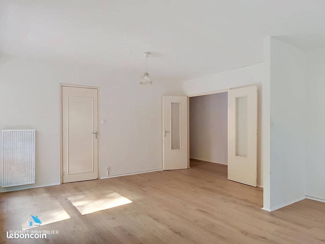 Appartement 5 pièces 89 m² · à Clermont-Ferrand · 89 m² · 970 €/mois