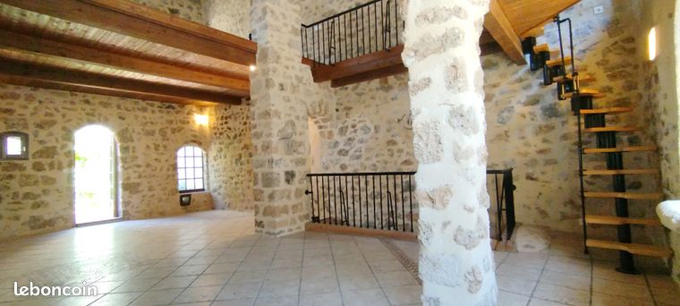 Maison 3 pièces 110 m²
