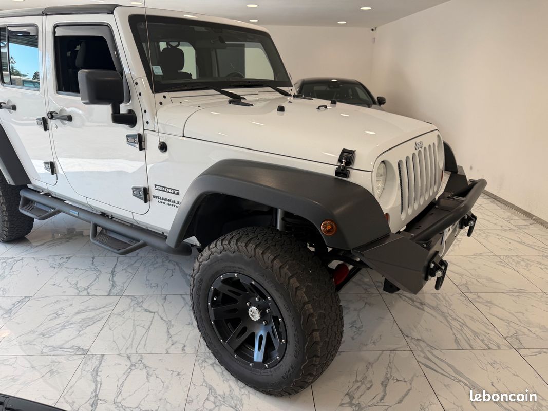Jeep Wrangler Sport Unlimited 2.8 CRD 200 chevaux / 67 500 kms (image 7)