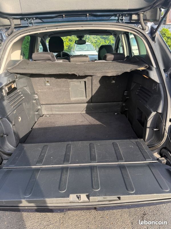 Peugeot 3008 2.0 HDI (image 14)