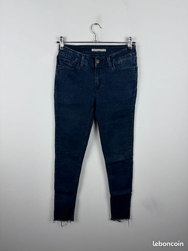 JEAN OCCASION FEMME LEVIS Mary Beth Taille 38 ( W 28 / L 32 ) EUR 33,99 - FR