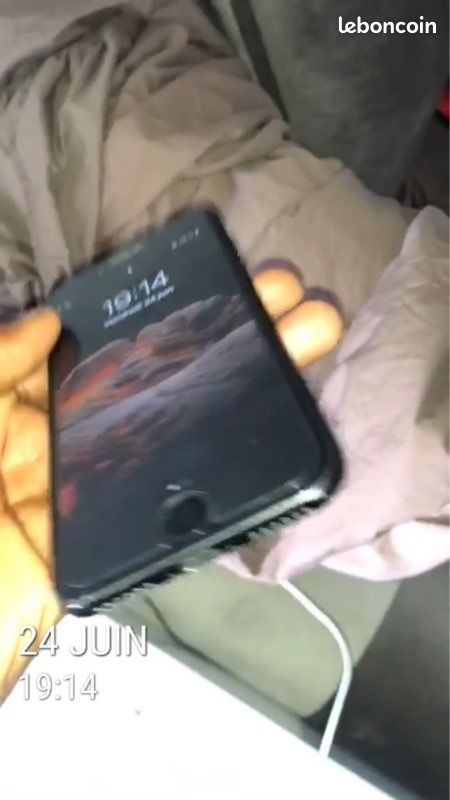 IPhone 7 (image 3)